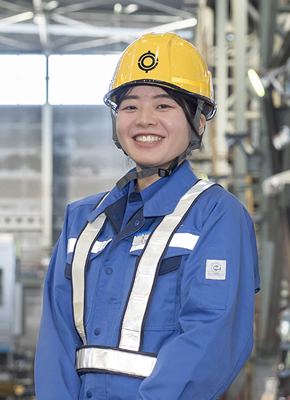 車両部整備課 浅場麗奈