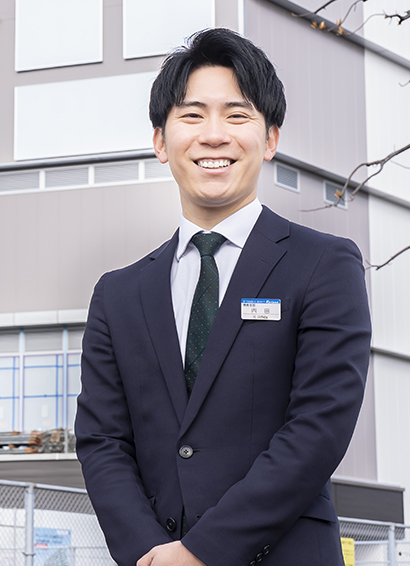 開発本部 内田大貴